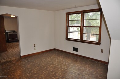 140 Remsen Ave, Avenel, NJ 07001 - photo 7