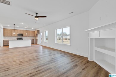 7047 Valley Bridge Rd, Hueytown, AL 35023 - photo 6