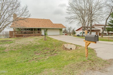 3709 E Princeton Drive, Bismarck, ND