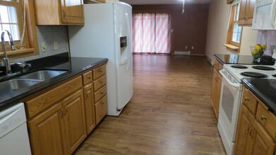 05 Laminate Floors