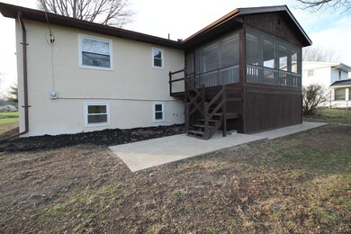 708 Grove St, Marysville, OH 43040 - photo 2