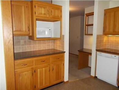 Good storage in kitchen