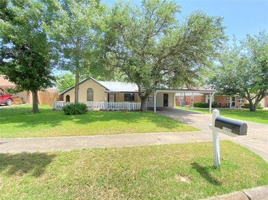 1409 Southern Blvd, Cleburne, TX 76033 - photo 2