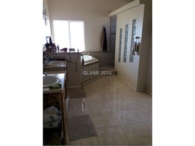 Master Bath/Spa.