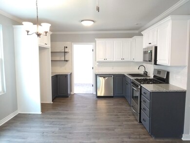 320 Kitchen