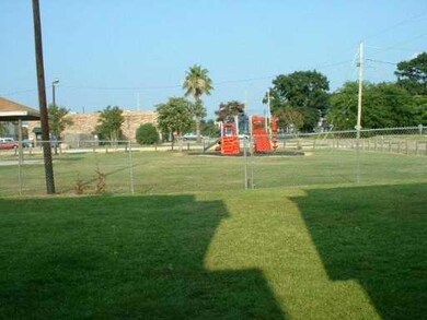 3900 Delaware Ave, Kenner, LA 70065 - photo 7