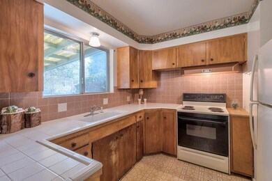 1921 Regina Way, Grants Pass, OR 97527 - photo 7