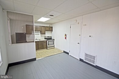 754 N 11th St unit 2R, Reading, PA 19604 - photo 7