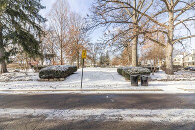 2406 Havenwood Dr N, Columbus, OH 43209 - photo 6