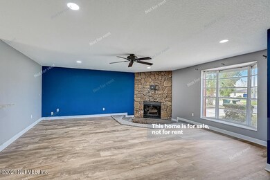 8990 Hermance Ct, Jacksonville, FL 32216 - photo 5