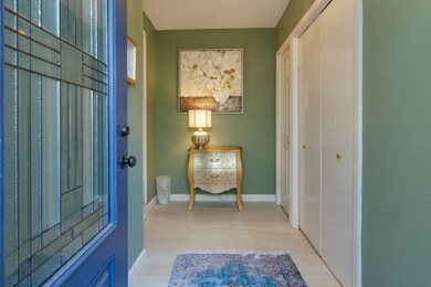 13 Redfield Cir, Derry, NH 03038 - photo 2