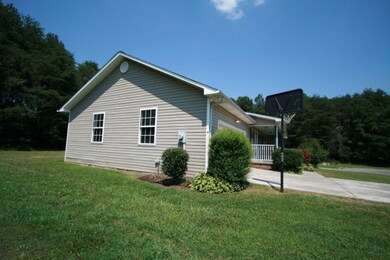 203 N Star Dr, Chatsworth, GA 30705 - photo 2