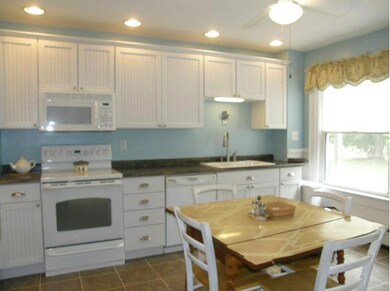 150 Highland Ave, Millinocket, ME 04462 - photo 3