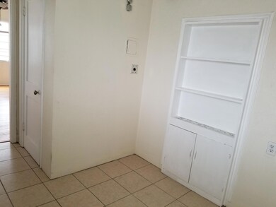 1303 N Piedras St, El Paso, TX 79930 - photo 7