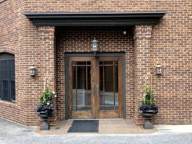 46 Housatonic St unit 3B, Lenox, MA 01240 - photo 3