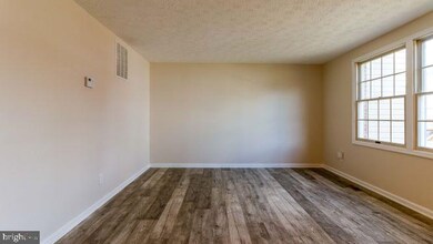 7360 Hidden Cove, Columbia, MD 21046 - photo 4