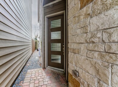 921 W 35th St, Houston, TX 77018 - photo 3