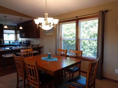 Dining to kitchen