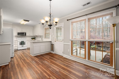 6045 Burnt Mill Run, Matthews, NC 28104 - photo 7