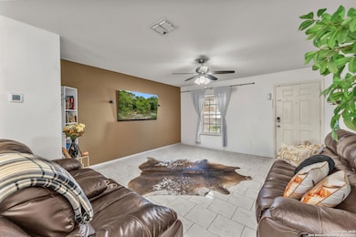 6807 Treselle Ln, San Antonio, TX 78252 - photo 4