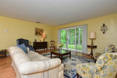 3 Bristol Woods Dr unit 3D, Bristol, RI 02809 - photo 3