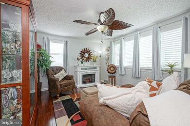 323 Nicholson Rd, Mount Ephraim, NJ 08059 - photo 5