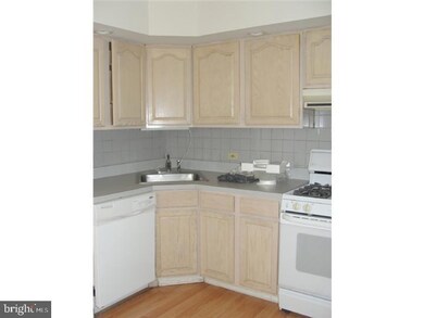 4523 Almond St, Philadelphia, PA 19137 - photo 4