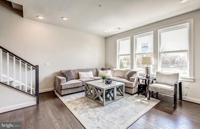 13334 Arrowbrook Centre Dr unit 112, Herndon, VA 20171 - photo 3