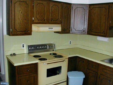 106 Spring St, Woodbury, NJ 08096 - photo 5