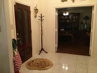 2003 Plantation Dr, Friendswood, TX 77546 - photo 4