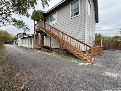 1511 W Ashby Place unit 3, San Antonio, TX 78201 - photo 2