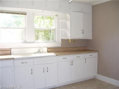 230 Stowe Ave, Asheboro, NC 27203 - photo 7