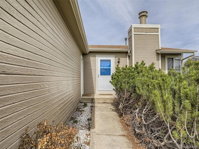4821 S Genoa St, Centennial, CO 80015 - photo 3