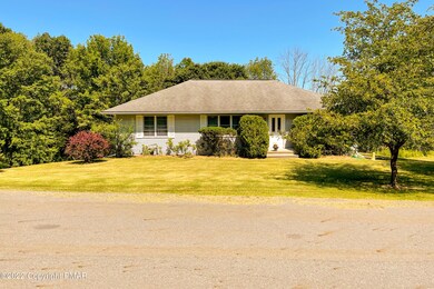 202 Spring Hill Rd, Honesdale, PA 18431 - photo 2