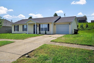 108 Derbyshire Ct, Radcliff, KY 40160 - photo 2