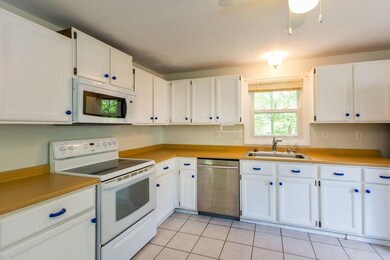 39 Vining St, Lisbon Falls, ME 04252 - photo 4