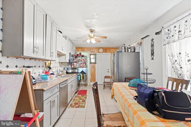 671 Union St, Lancaster, PA 17603 - photo 6