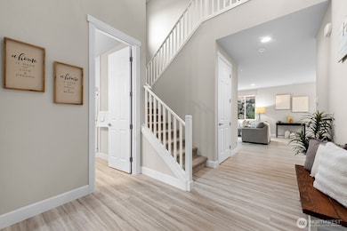 6147 Windlass Ave SE, Port Orchard, WA 98367 - photo 3