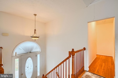 203 Forest Ave, Colonial Beach, VA 22443 - photo 4