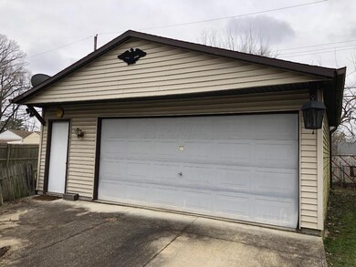 961 Duke Rd, Columbus, OH 43213 - photo 2