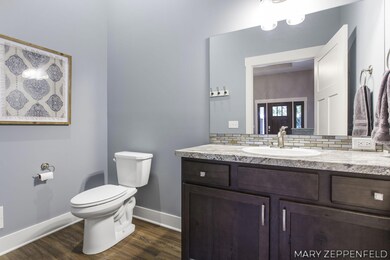 3-web-or-mls-17363 Whispering Sands Ct,