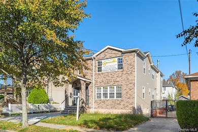 24533 147th Rd, Rosedale, NY 11422 - photo 3