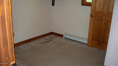 117 Pleasant Ln, Milford, PA 18337 - photo 4