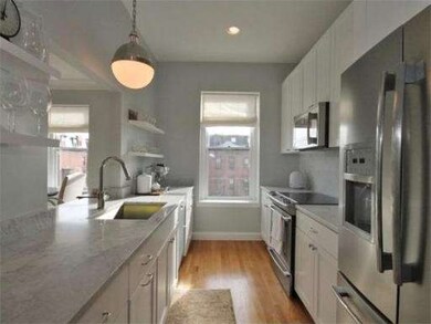 495 Columbus Ave unit 3, Boston, MA 02118 - photo 2