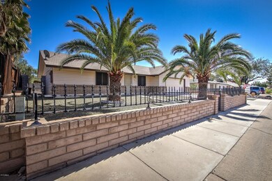725 N 92nd Pl-3