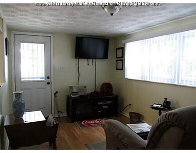 Den/Family/Great Room.