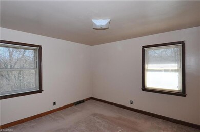 1638 E Twenty Third St, Winston Salem, NC 27101 - photo 7