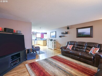 756 NE 16th Ave, Canby, OR 97013 - photo 3