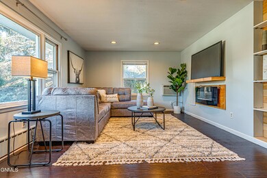 1125N17thSt101922_00011