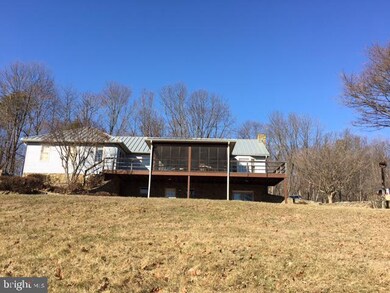 6138 Old Bust Head Rd, Broad Run, VA 20137 - photo 2